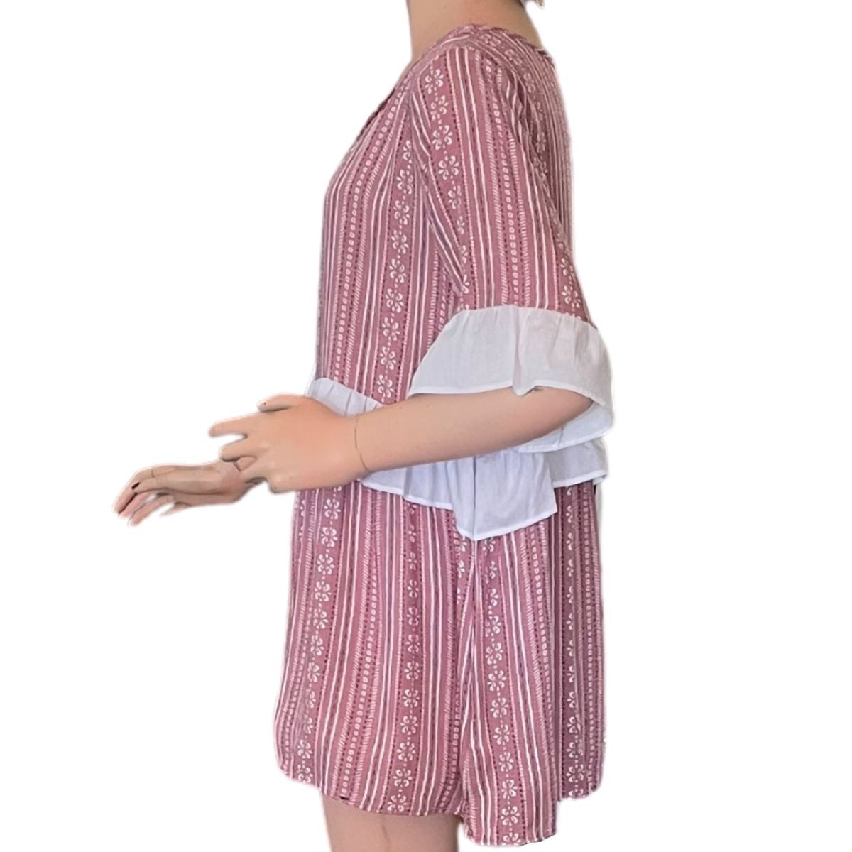 COTTON SHORT SLEEVE TOP WITH RUFFLE DETAIL