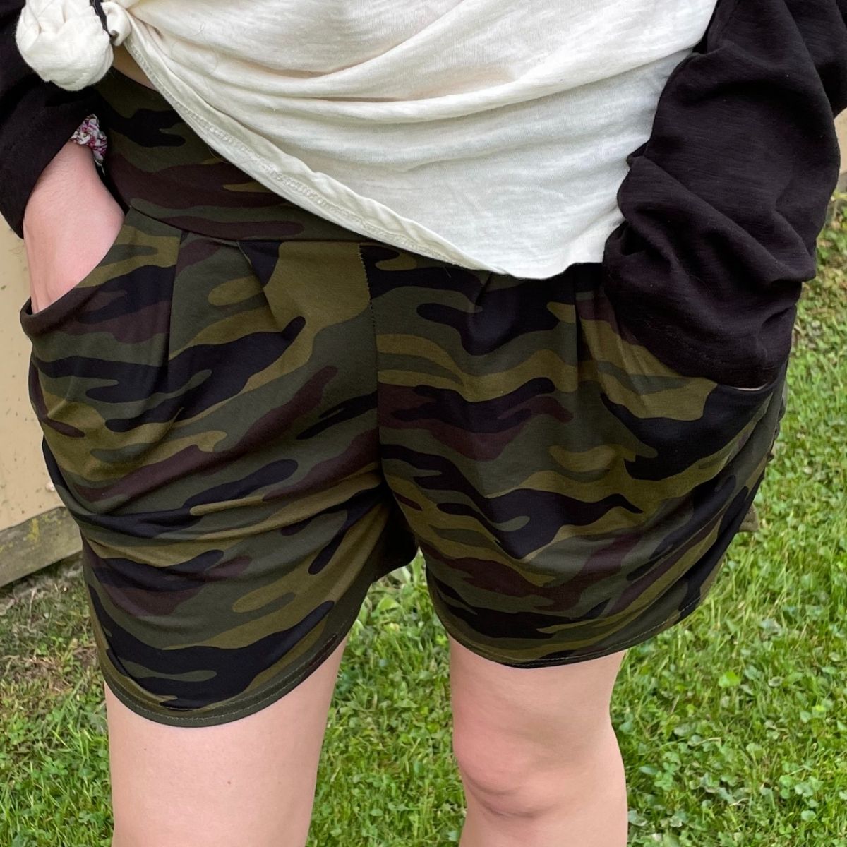 CAMO SHORTS